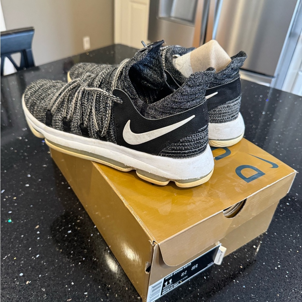Nike Zoom KD10 Athletic Shoes